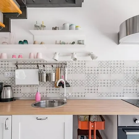 Soak In The Jacuzzi Under The Stars At A Quirky Abode Apartment